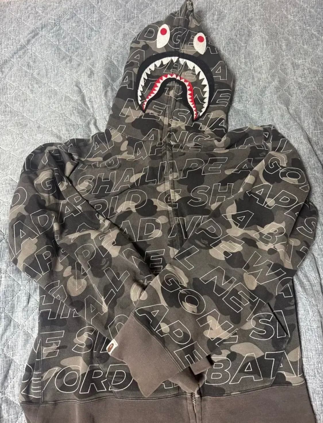 베이프 샤크후드 정품 XL 상품이미지1