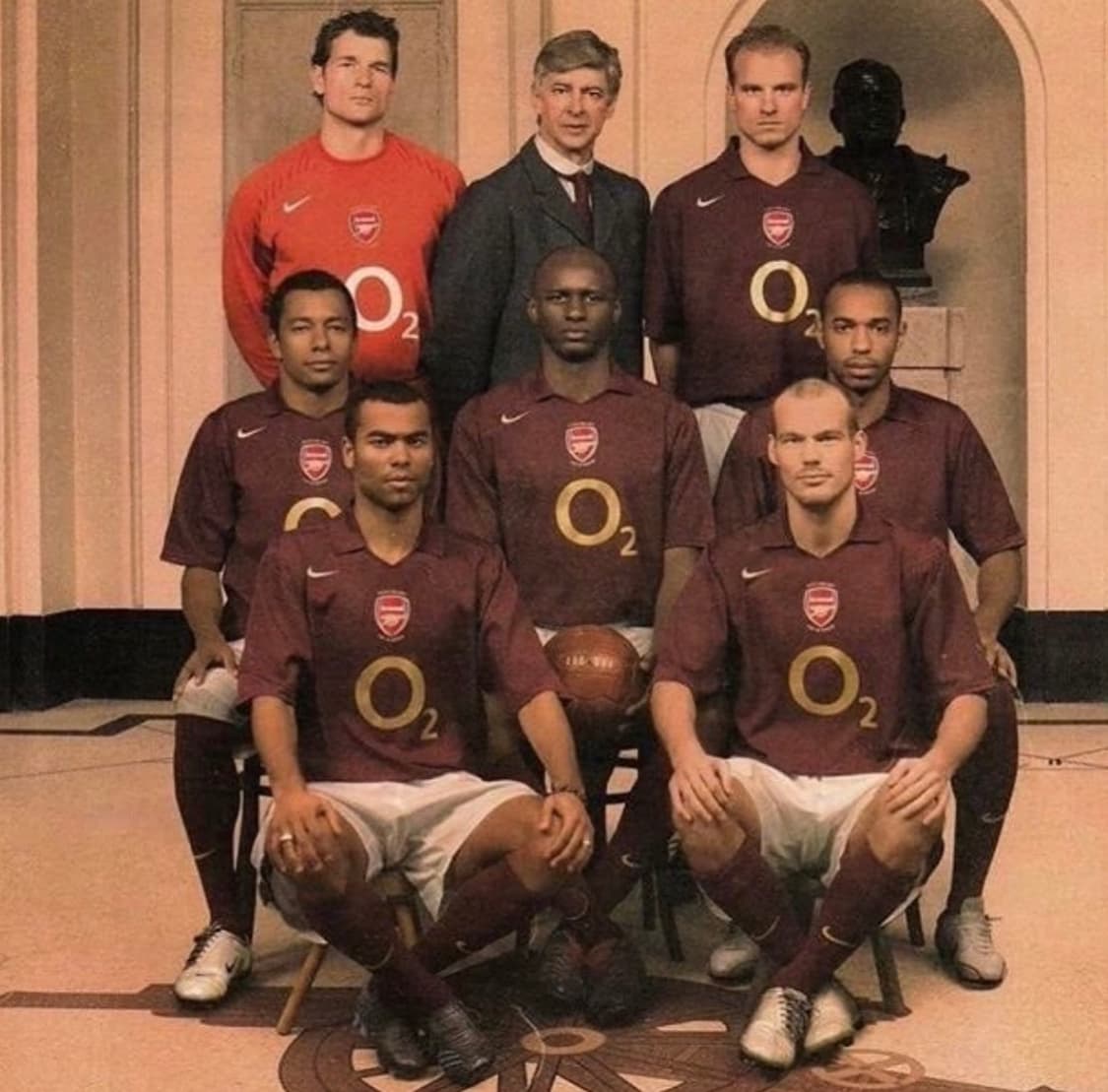 나이키 05-6 아스날 하이버리 써멀탑 상품이미지1