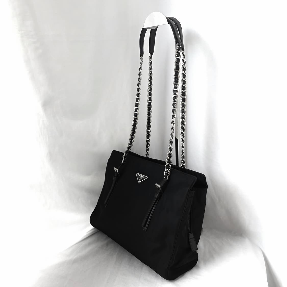 [정품] 프라다 포코노 나일론 체인 숄더백 상품이미지4