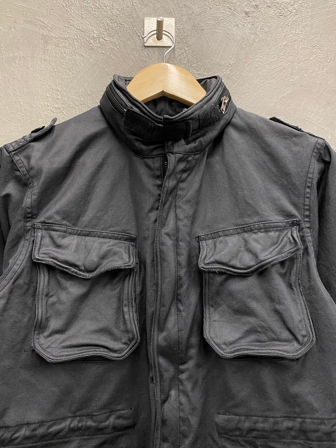 [2] Beams Plus 빔즈 플러스 블랙 코팅 필드자켓 상품이미지2