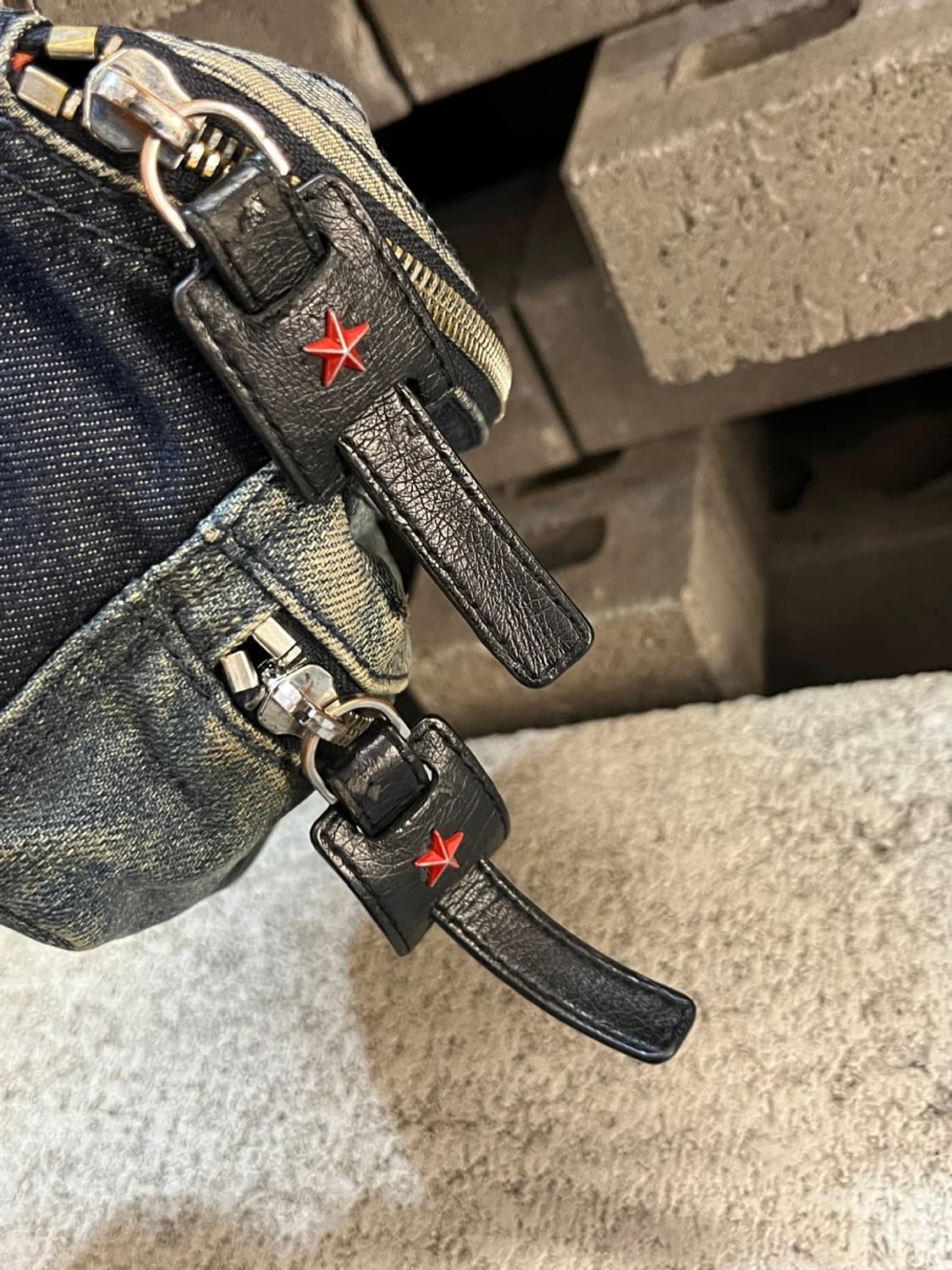 디젤 데님 크로스바디 백 상품이미지7