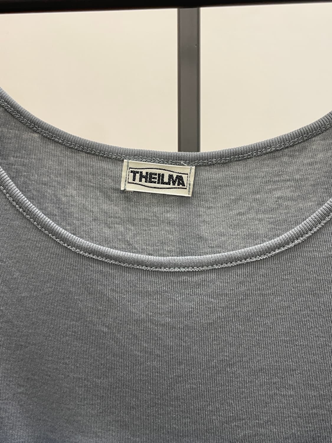 THEILMA 레이어드 홀터나시 (그레이블루) 상품이미지4