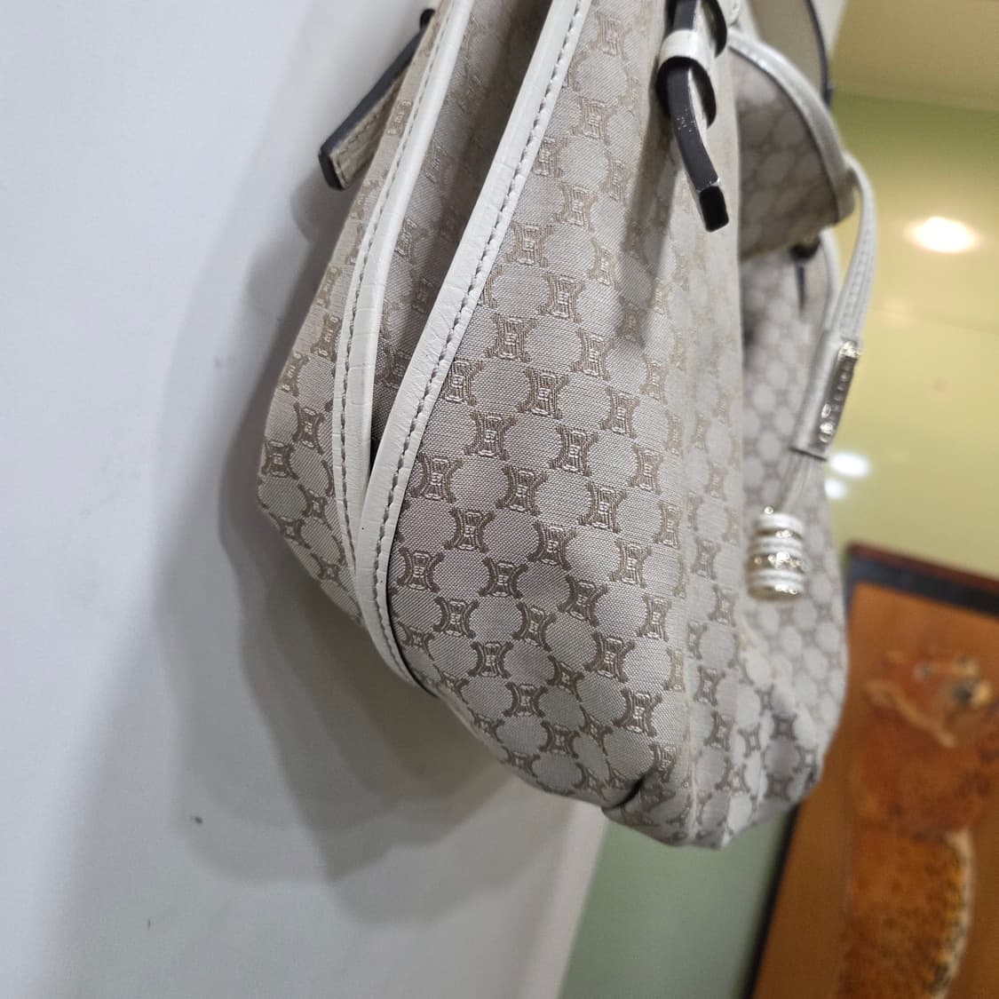 셀린느 트리오페 마카담 숄더 상품이미지2