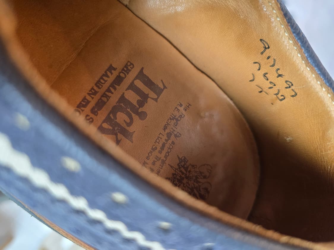 Tricker's 윙팁 브로그 슈즈 네이비/아이보리 상품이미지5