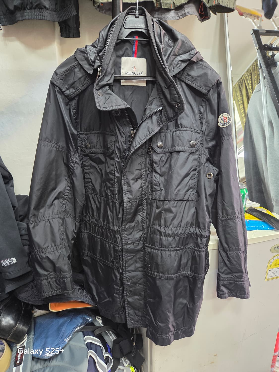 몽클레어   남성  필드   자켓   사이즈   S 상품이미지1