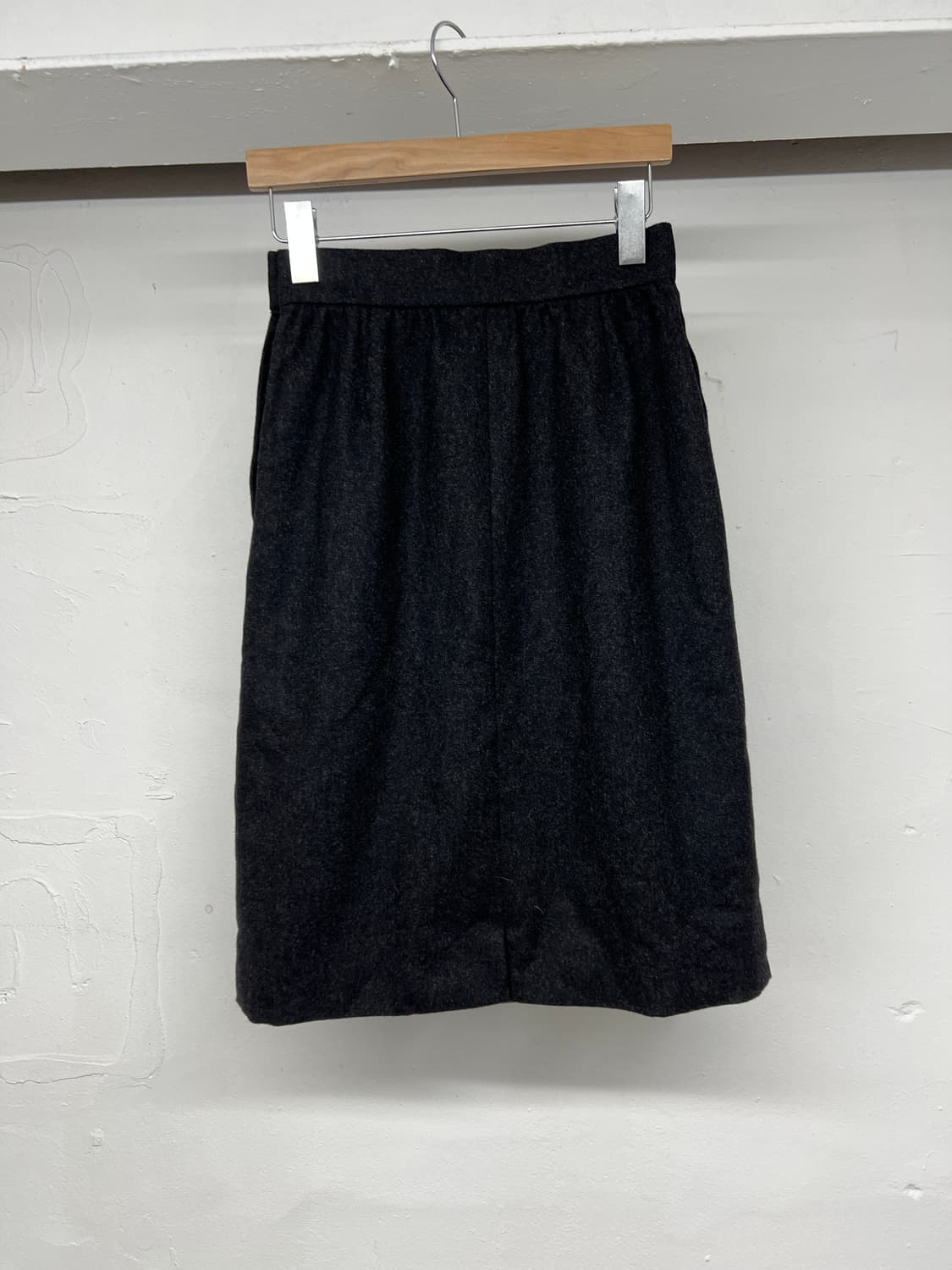 입생로랑 울 스커트 상품이미지5