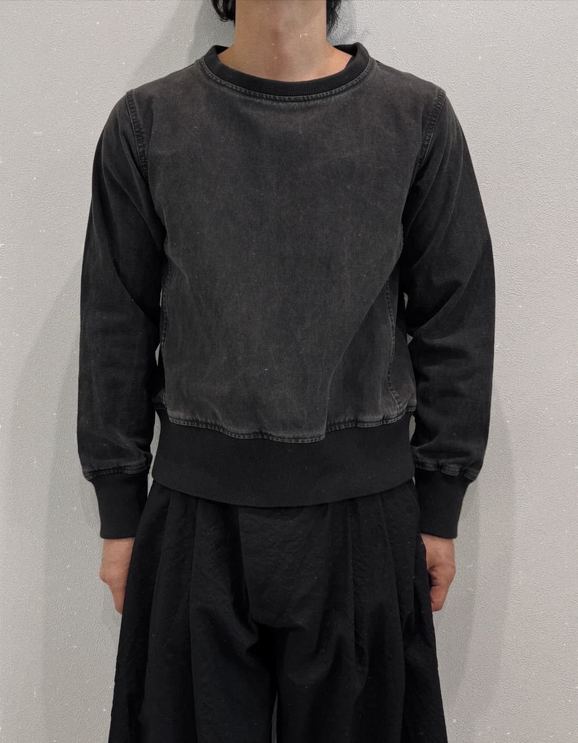 솔로이스트 워시드 패치 스웻셔츠 상품이미지1