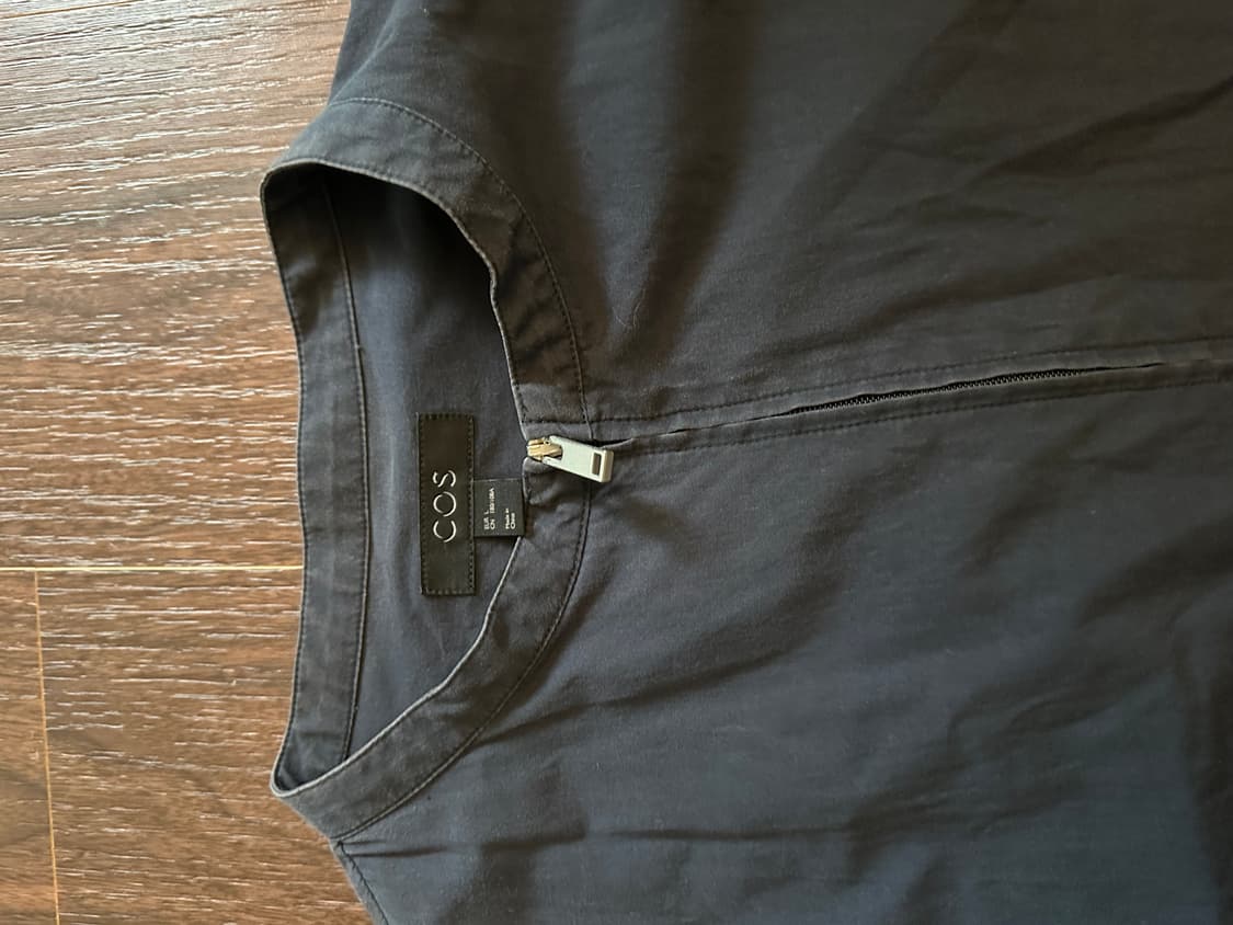 코스 칼라리스 집업 상품이미지3