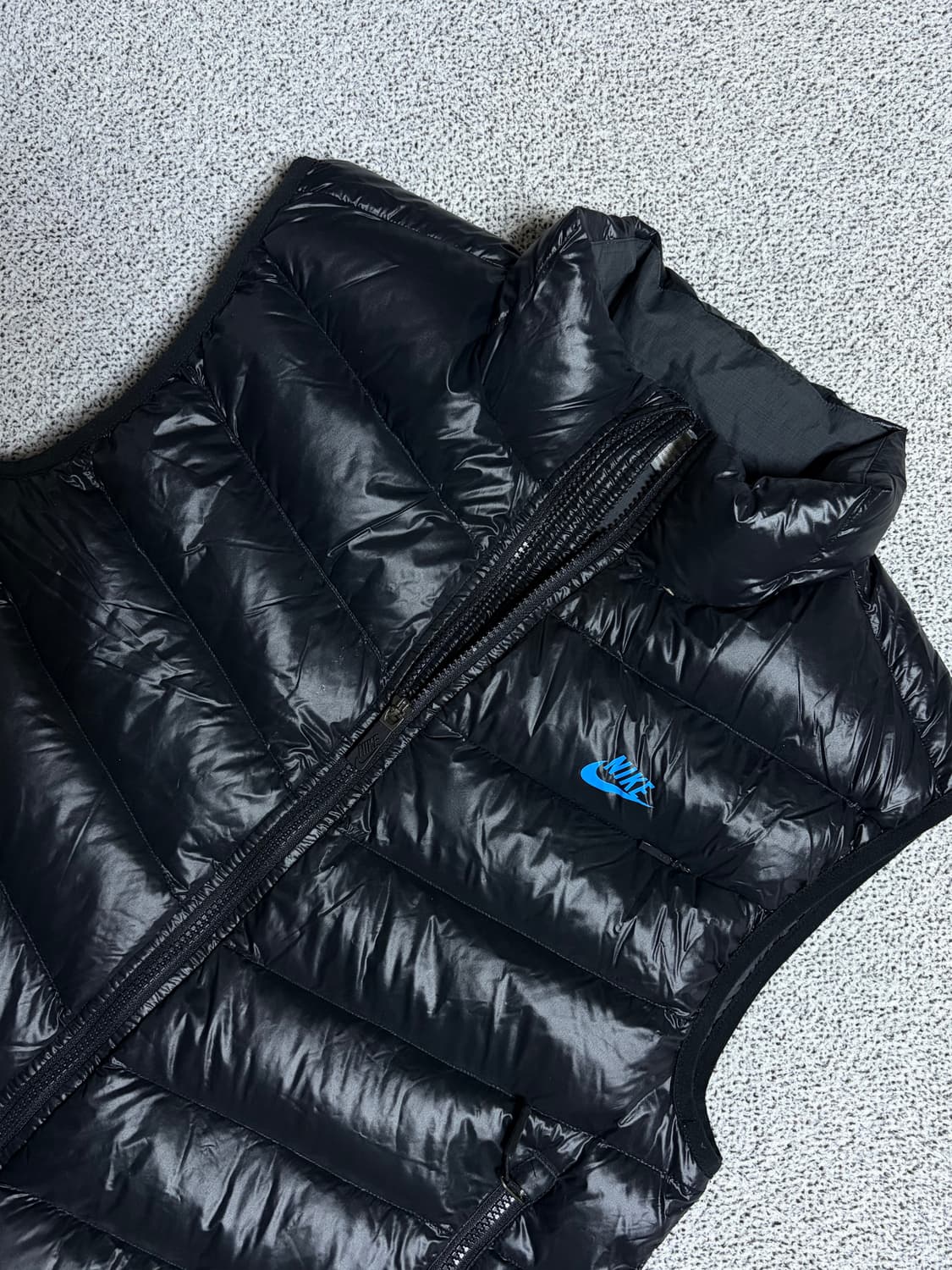 나이키 올드스쿨 700 패딩조끼  상품이미지1