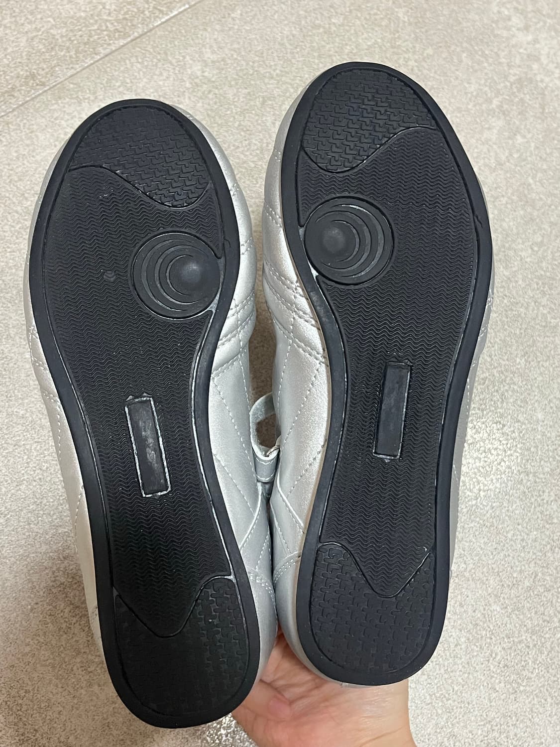 포멜카멜레 스니커즈 240 상품이미지3