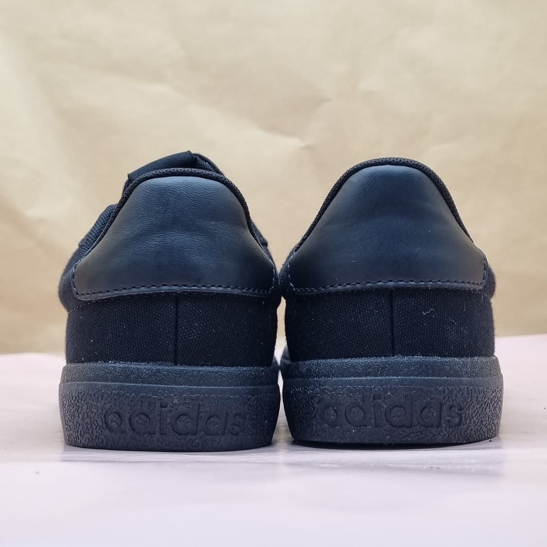 아디다스 블랙 여성 스니커즈 245 상품이미지4