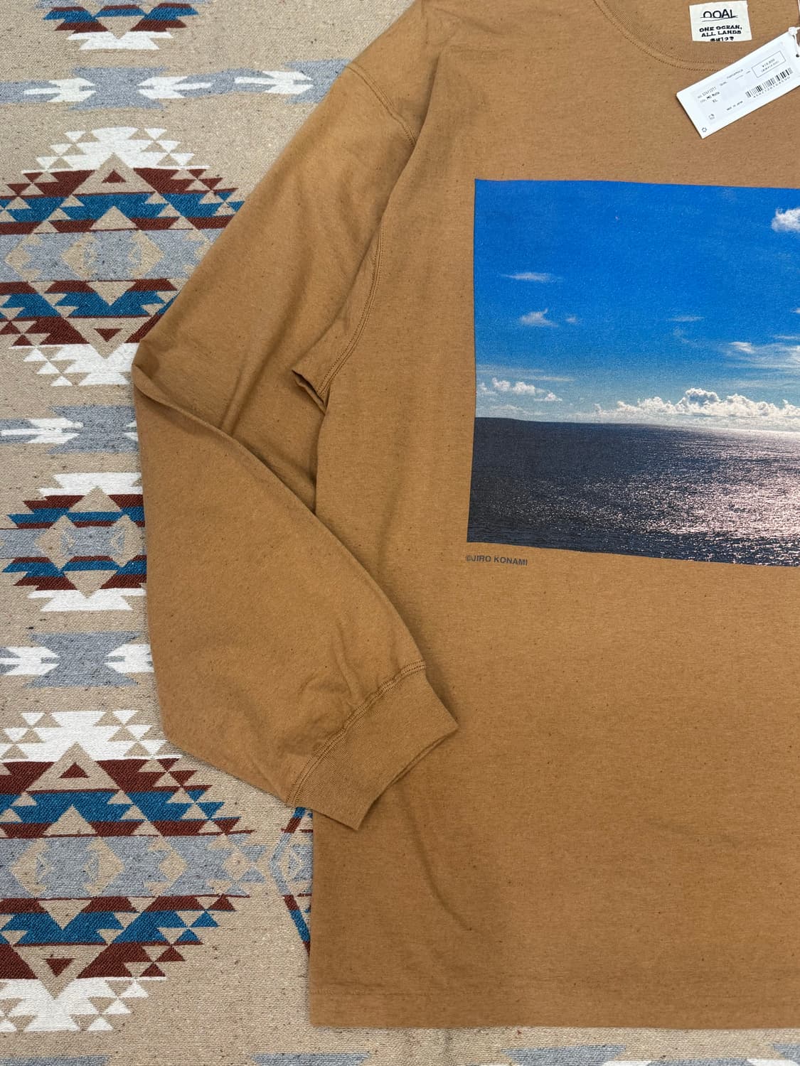 [XL][110] 나나미카 포토 프린트 롱슬리브 티셔츠 모카  상품이미지3