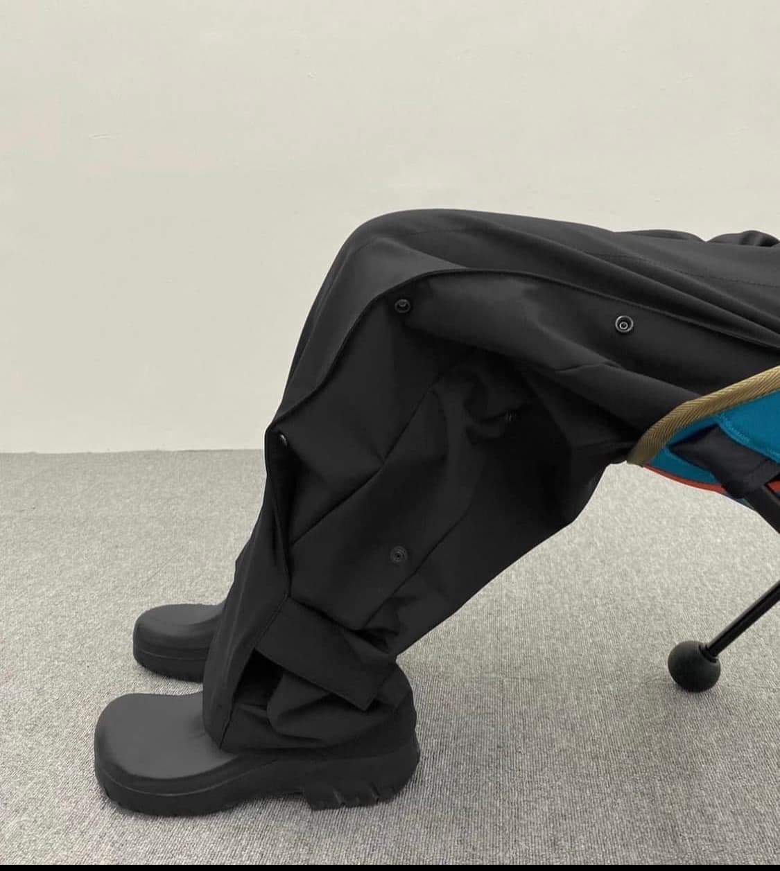 논노드 플렉시블 팬츠 초판 상품이미지1