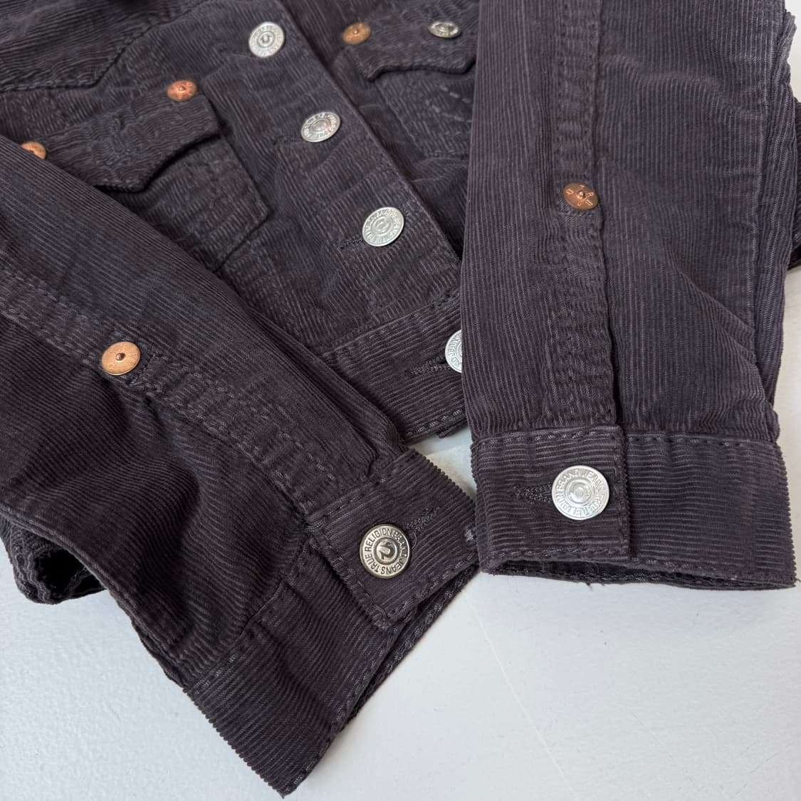 트루릴리전 Y2K 크롭 코듀로이 자켓 상품이미지6