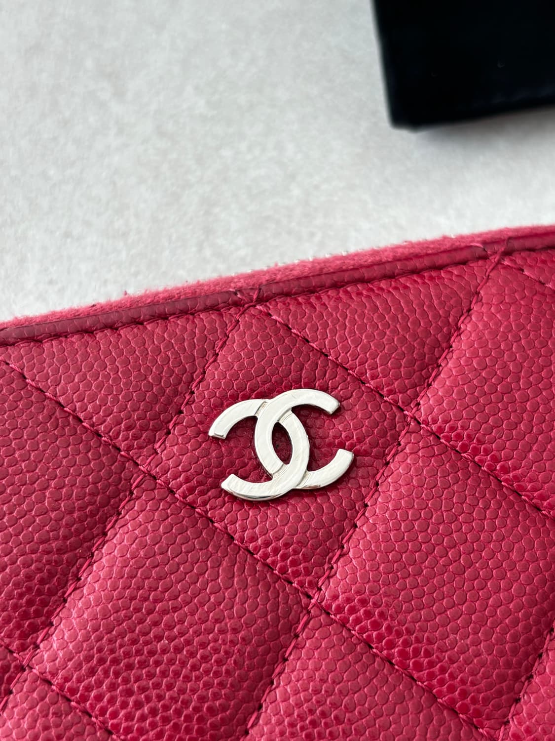 정품 샤넬 반지갑 지퍼돌이 체리 26번대 상품이미지4