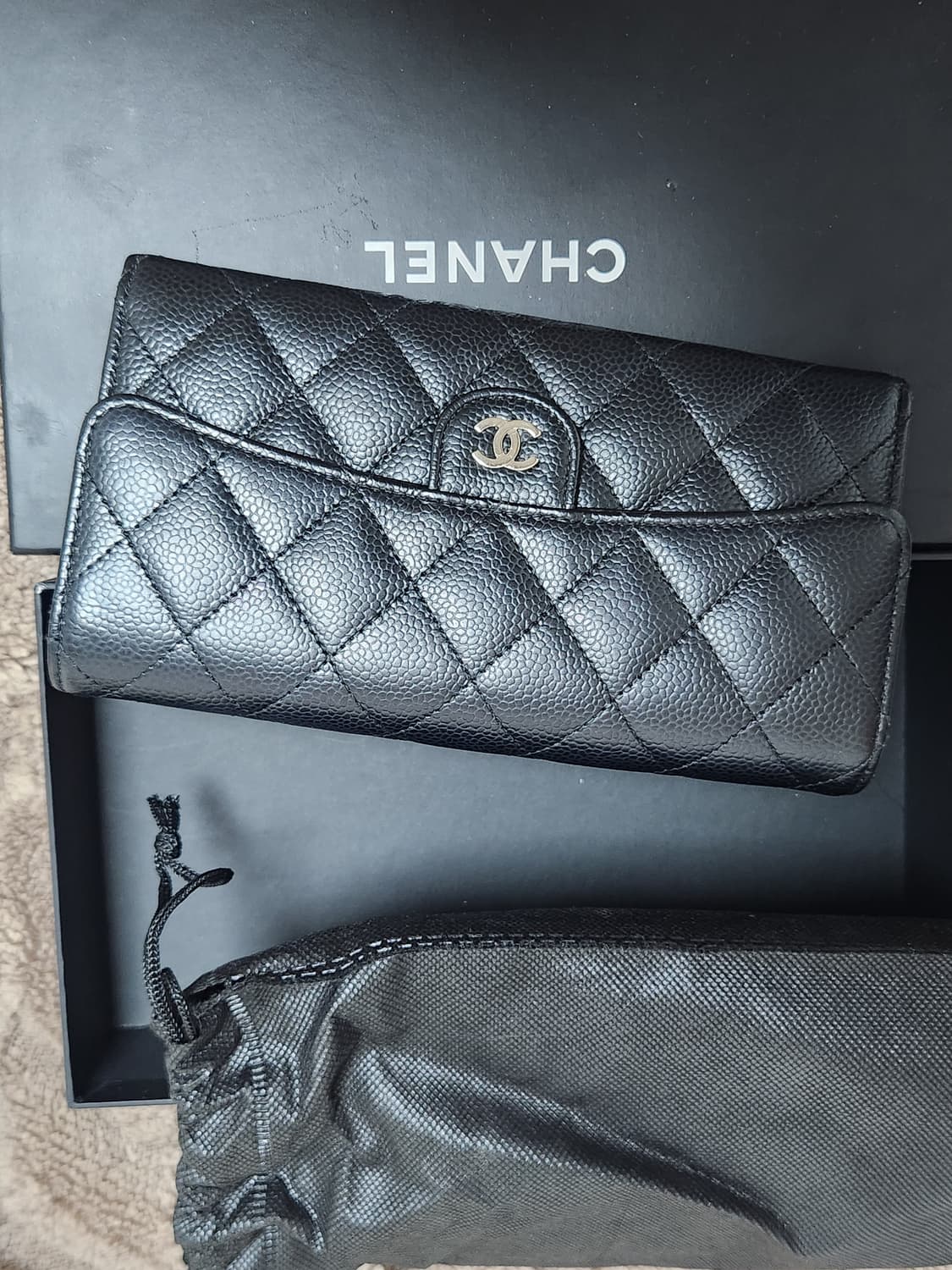샤넬 캐비어 은장 퀼팅 장지갑(26번대, 정품감정서 있음) 상품이미지1