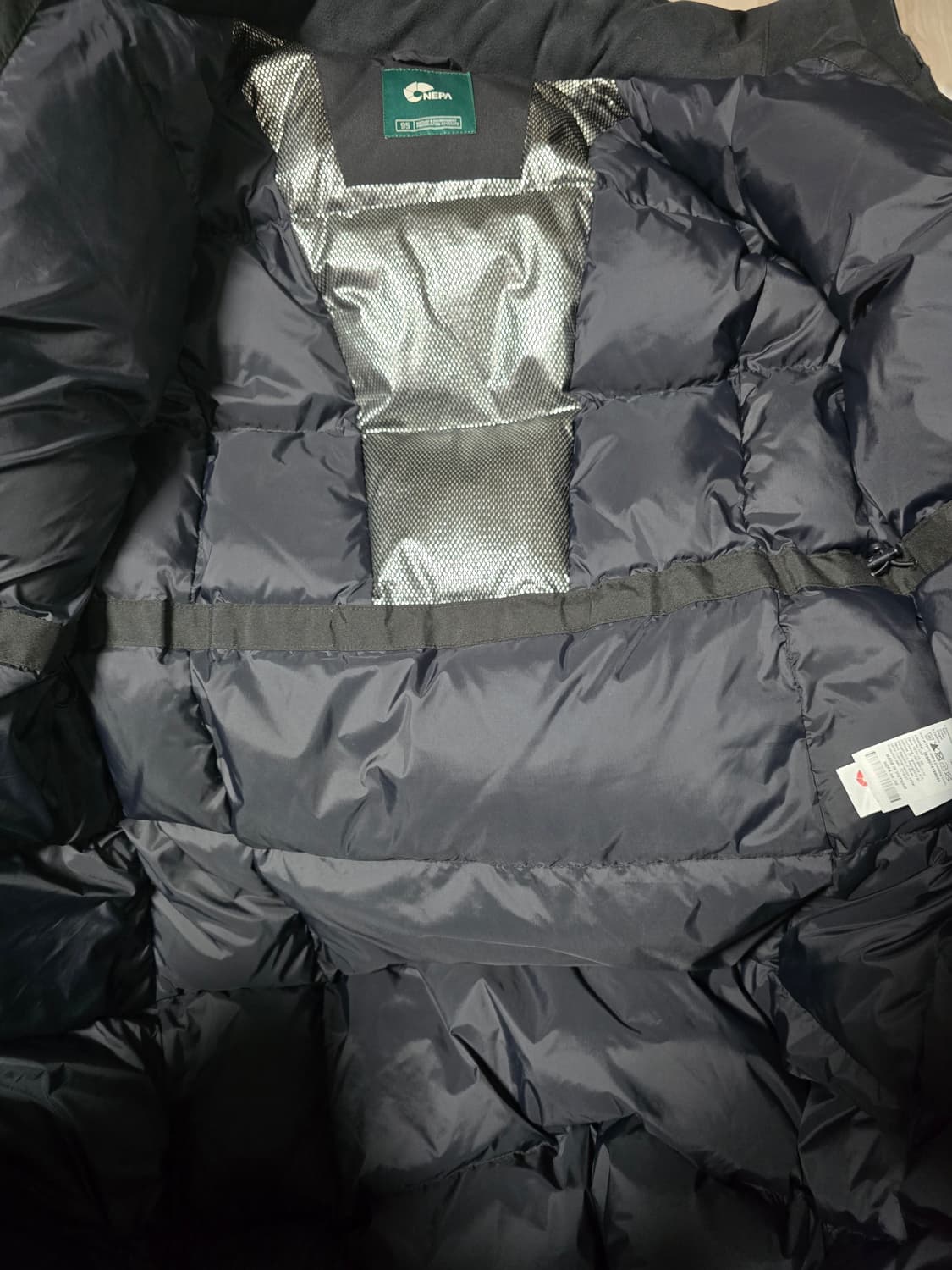 네파 여성 구스다운 롱패딩.  싸이즈95 상품이미지8