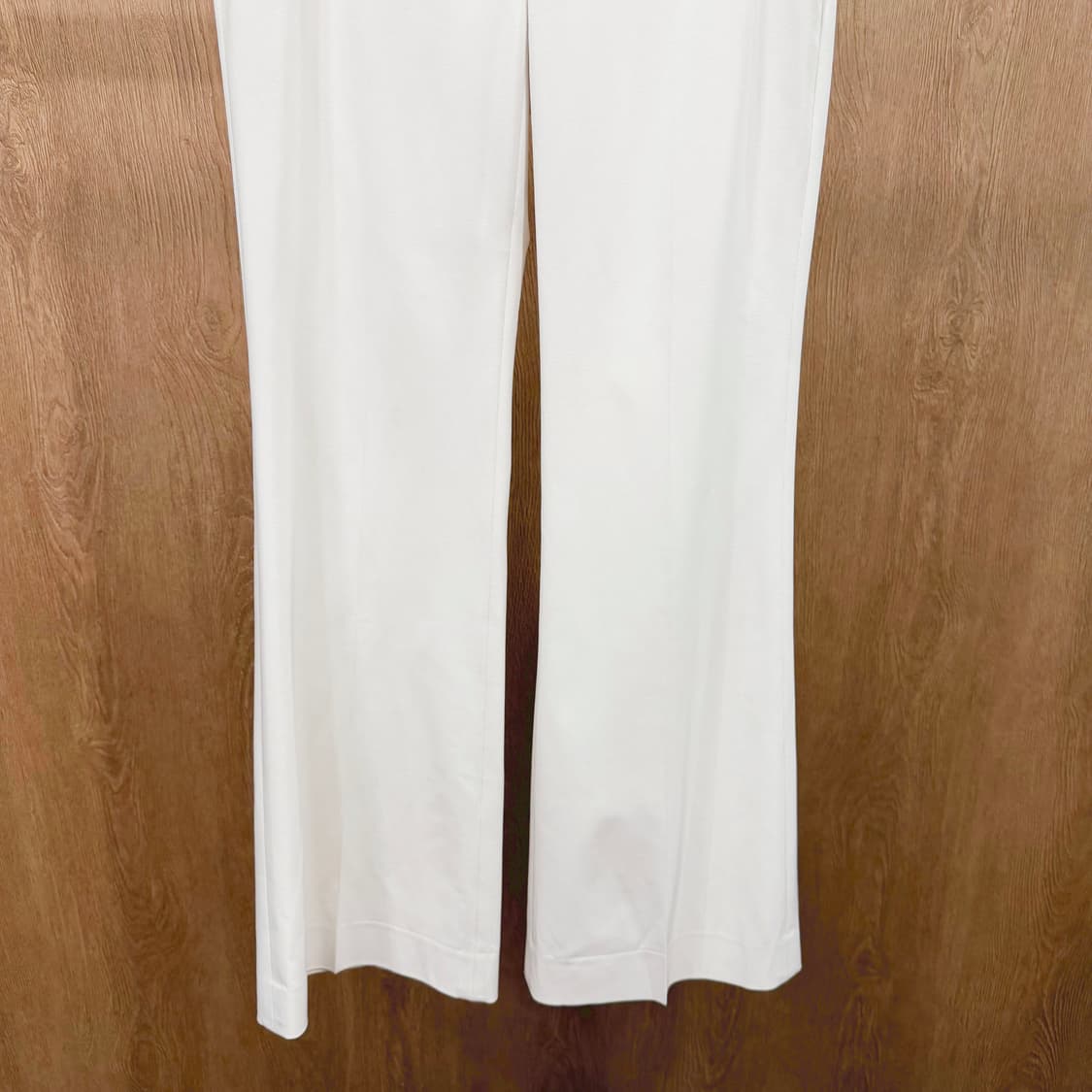 띠어리 세미 부츠컷 슬랙스 팬츠 페이크 랩 사선 포켓 디테일 화이트 상품이미지5