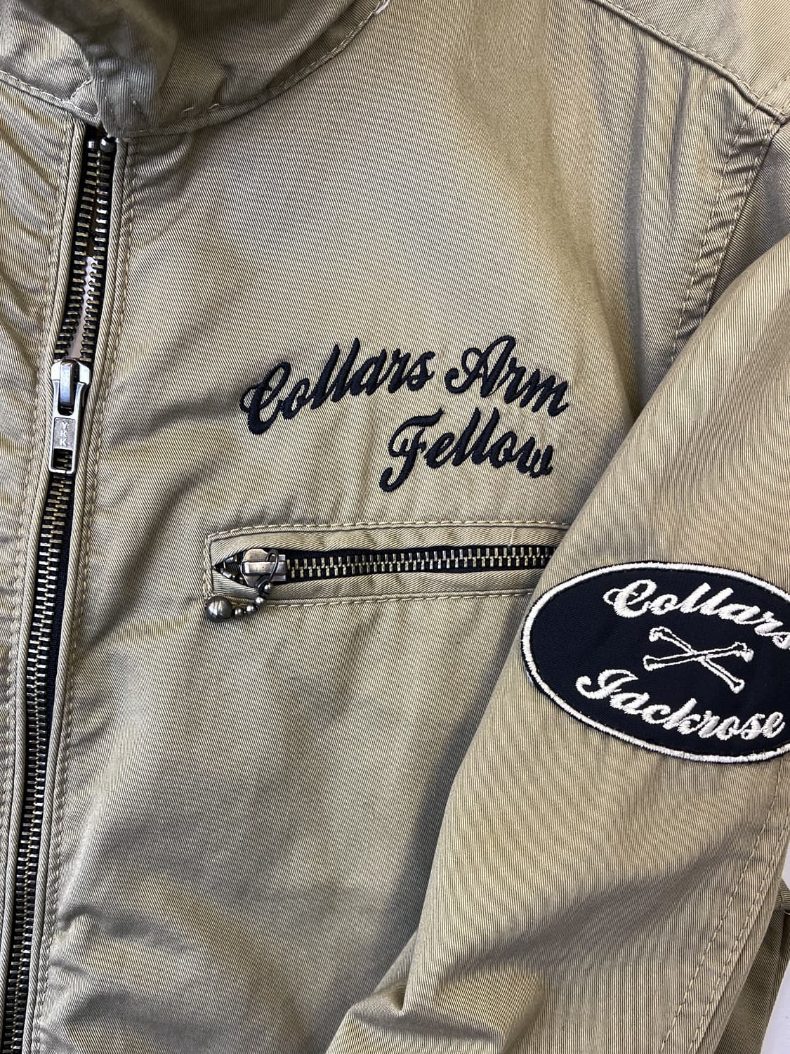 잭로즈 X 카라스 스컬 윙 자수 자켓 상품이미지4