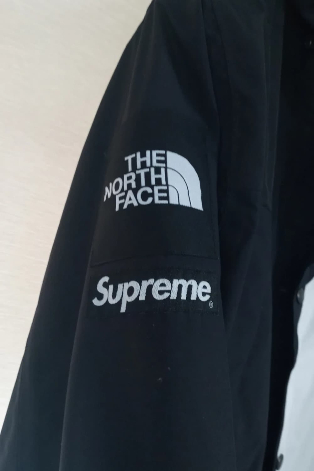 정품 슈프림 x 노스페이스 S 로고 콜라보 자켓 상품이미지3