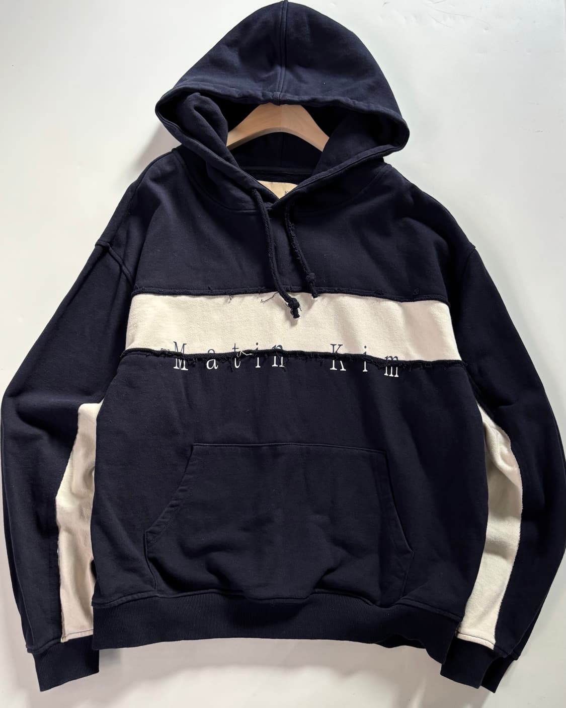 Matin Kim 마뗑킴 배색 후드티 상품이미지1