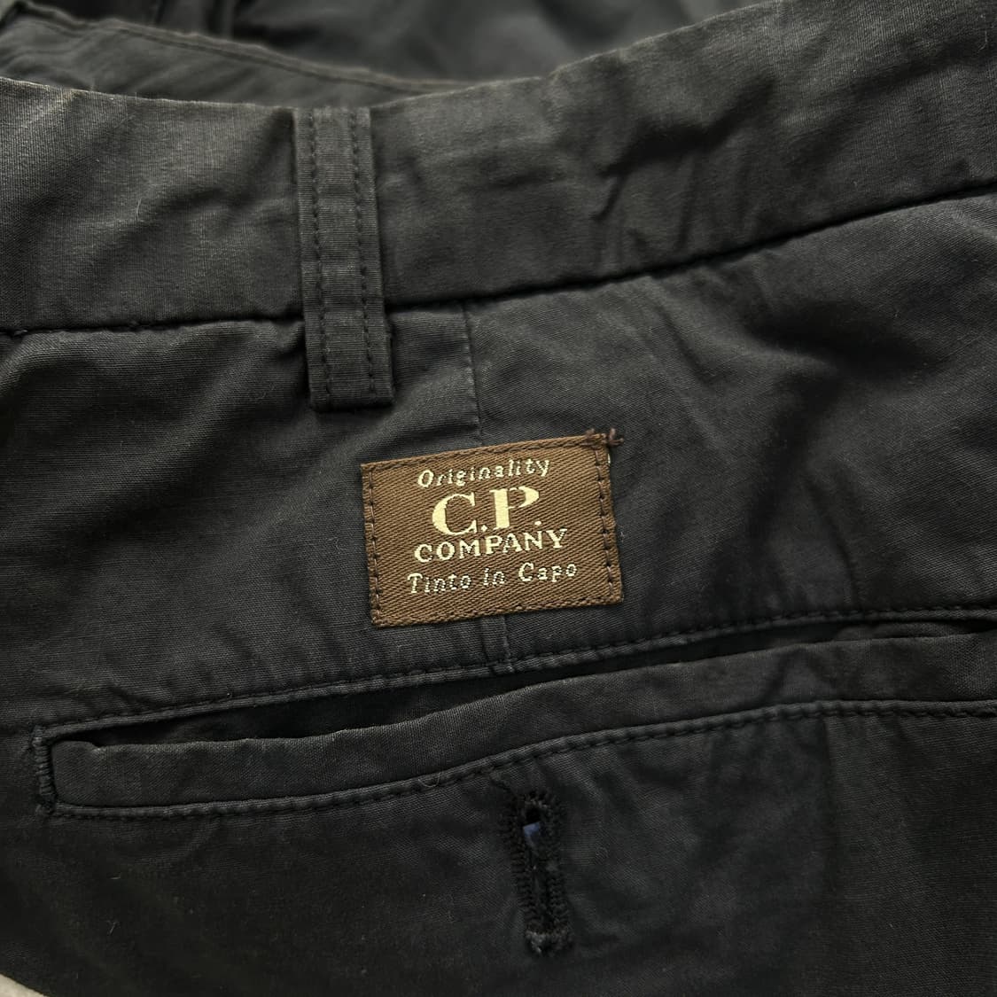 Cp컴퍼니 블랙 팬츠 36 상품이미지2