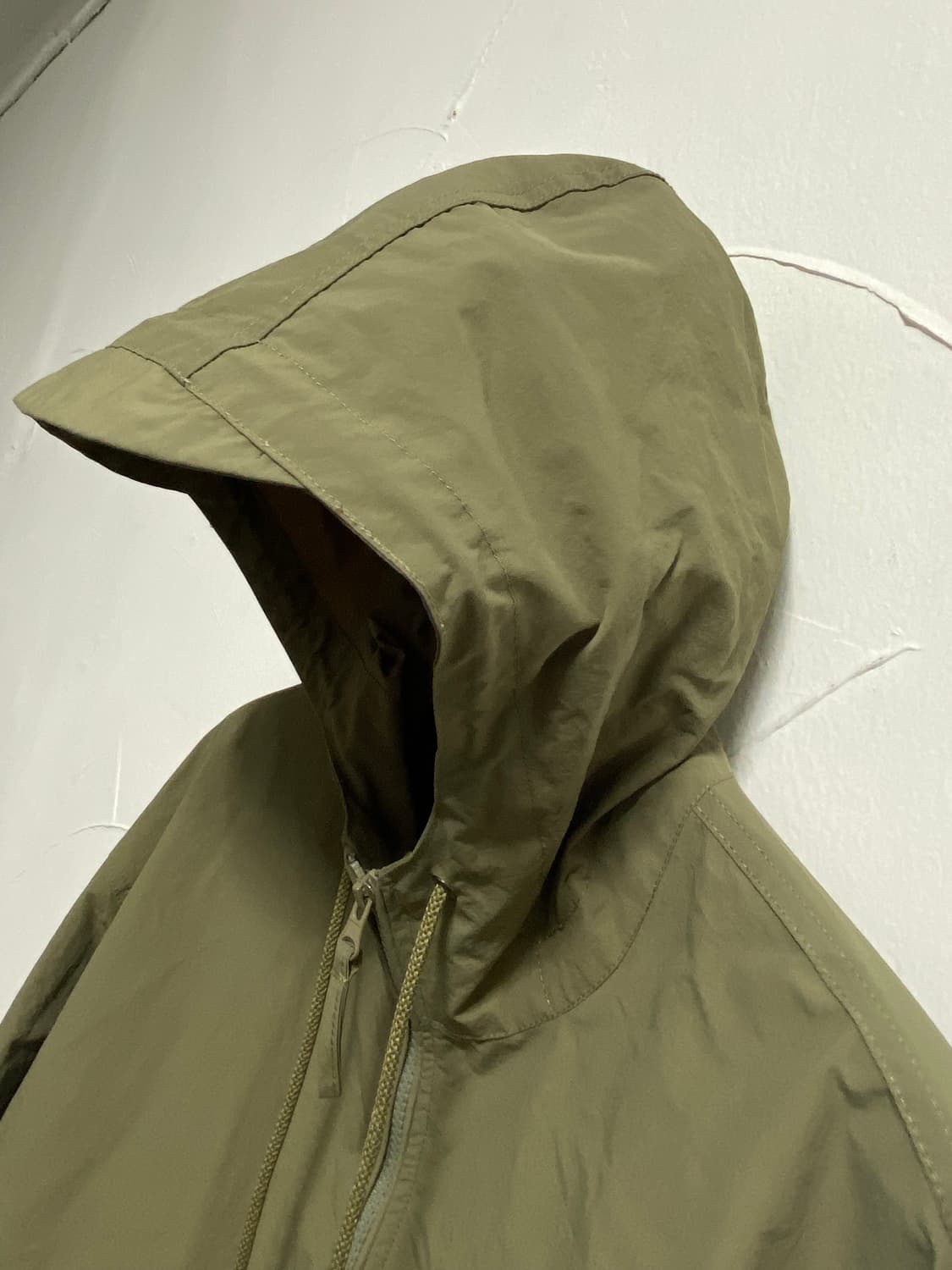 랩 스튜디오 밀리터리 카키 바람막이 상품이미지2