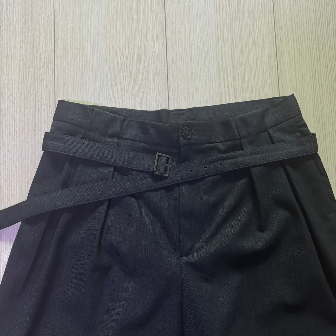 L) Youth 유스 Belted Bermuda Pants 차콜 그레이 상품이미지4