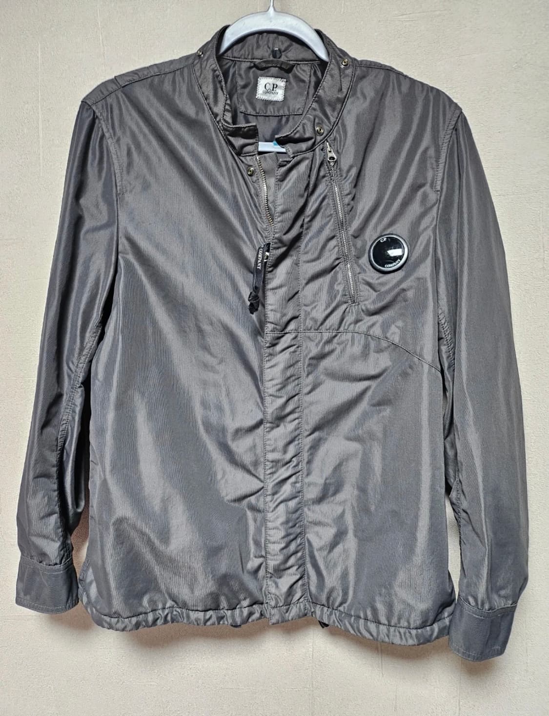 cp컴퍼니 나일론 렌즈 자켓 상품이미지1