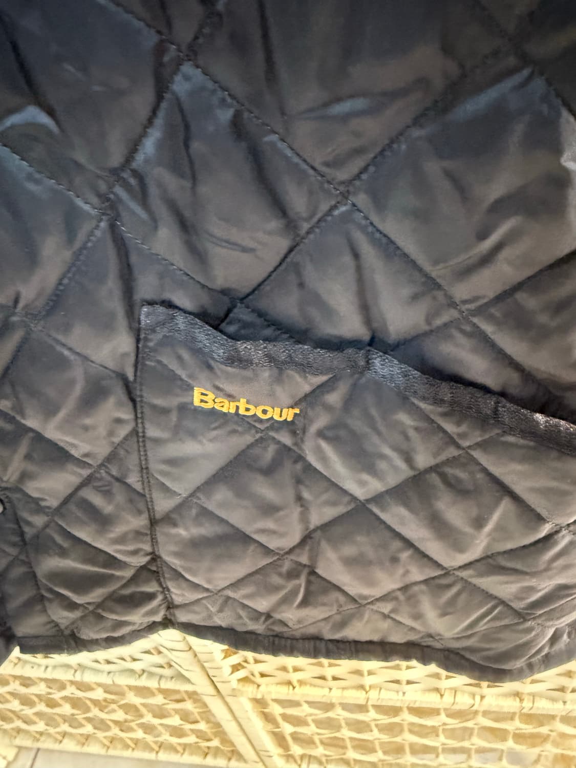 100 정품 바버 누빔자켓 팝니다 상품이미지2