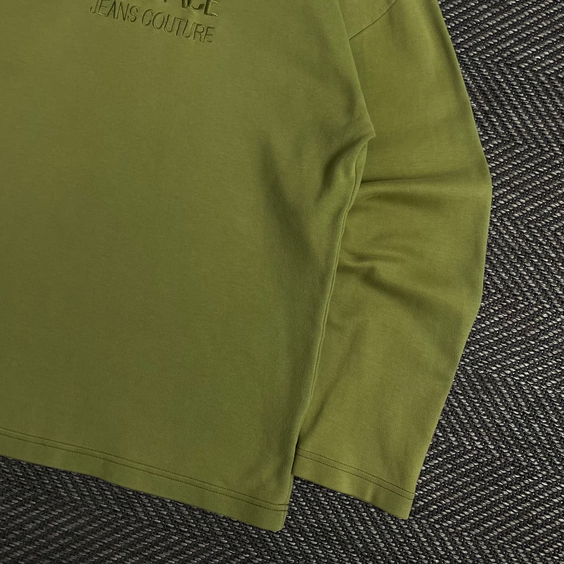 90s 베르사체 빅로고 아카이브 타이트핏 롱슬리브o 3110 상품이미지3