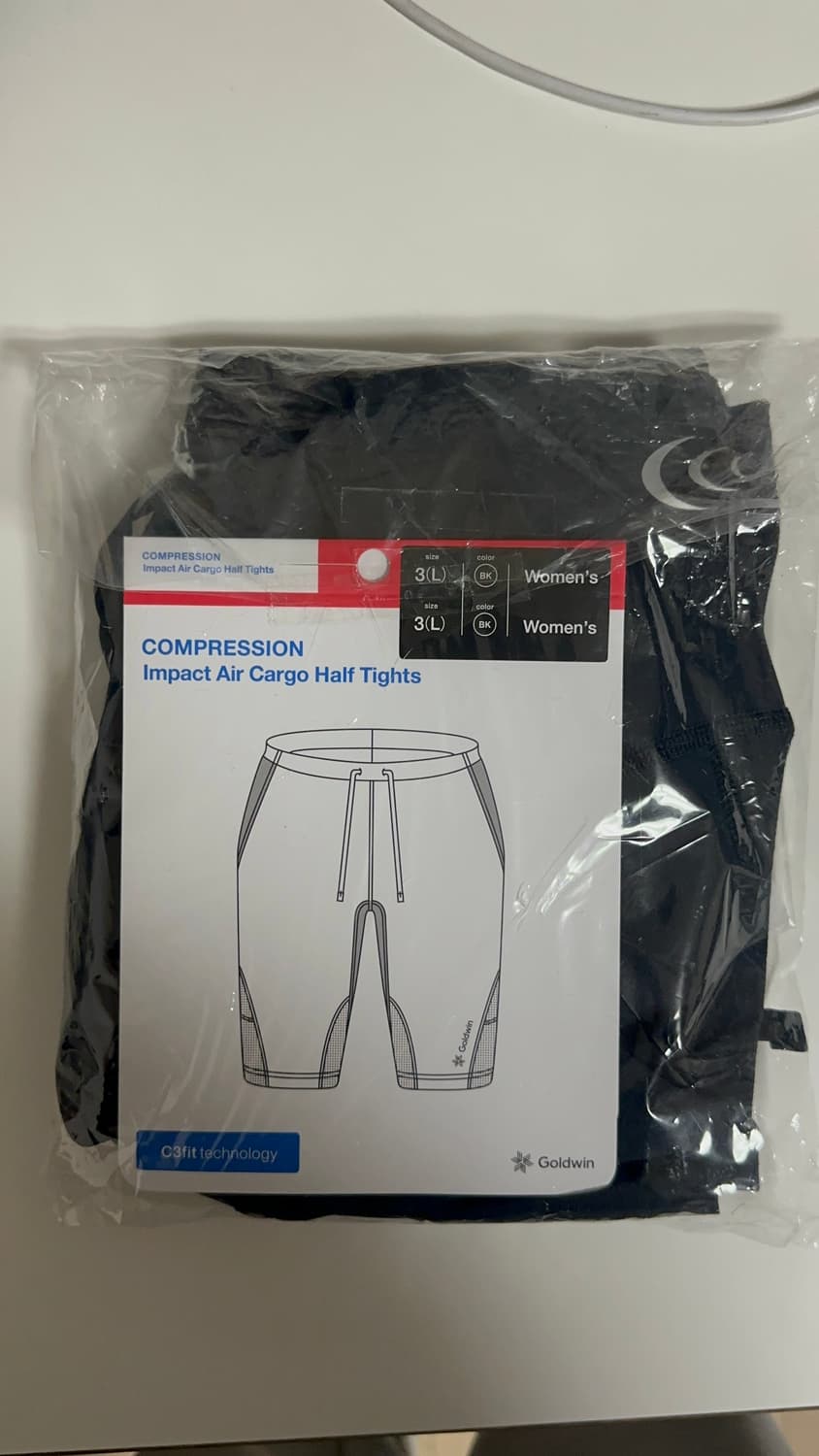 골드윈 임팩트 에어 카고 하프 타이즈 블랙 여성 상품이미지3