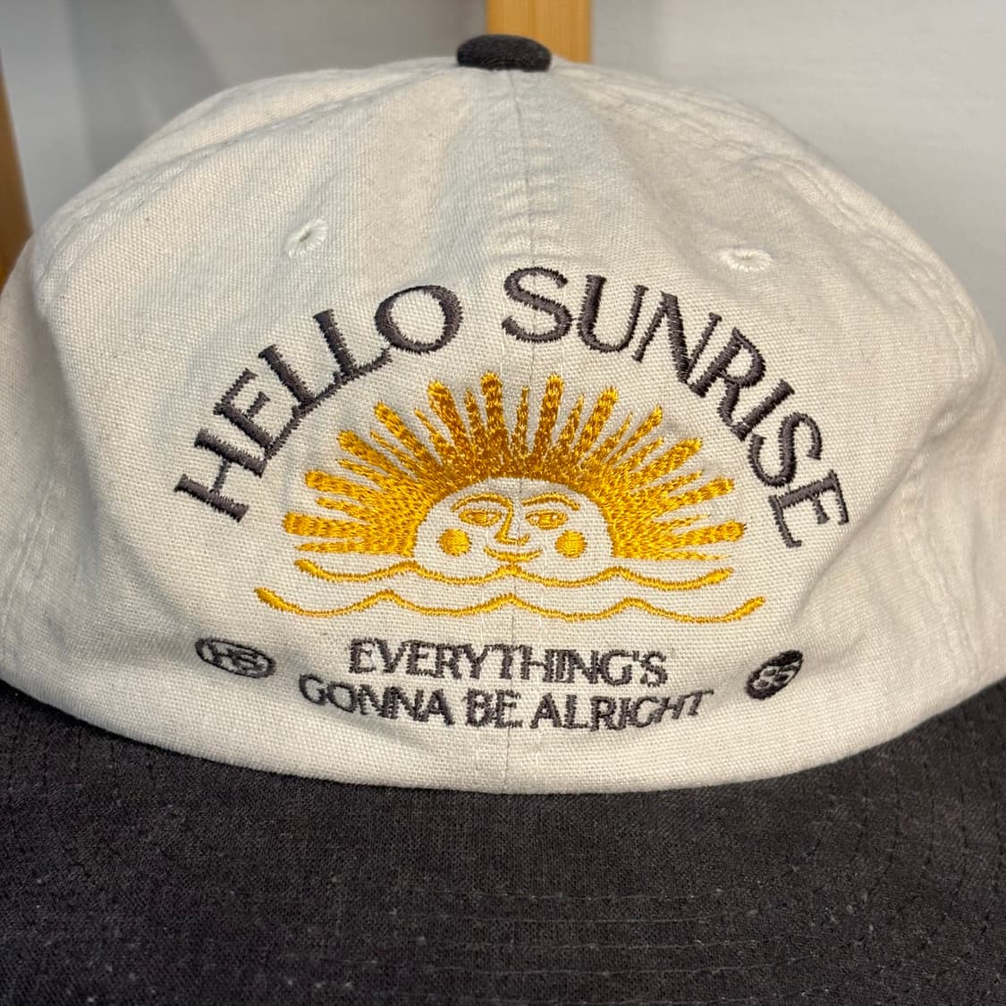 헬로 선라이즈 아치 로고 6패널 캡 OS 상품이미지5