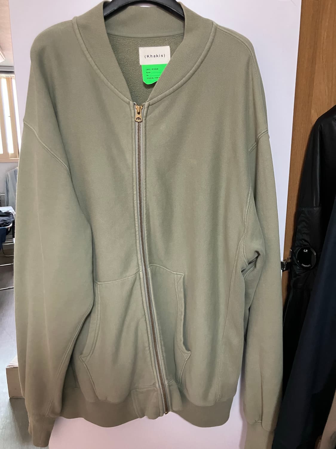 카키스 23fw 스웻 상품이미지1