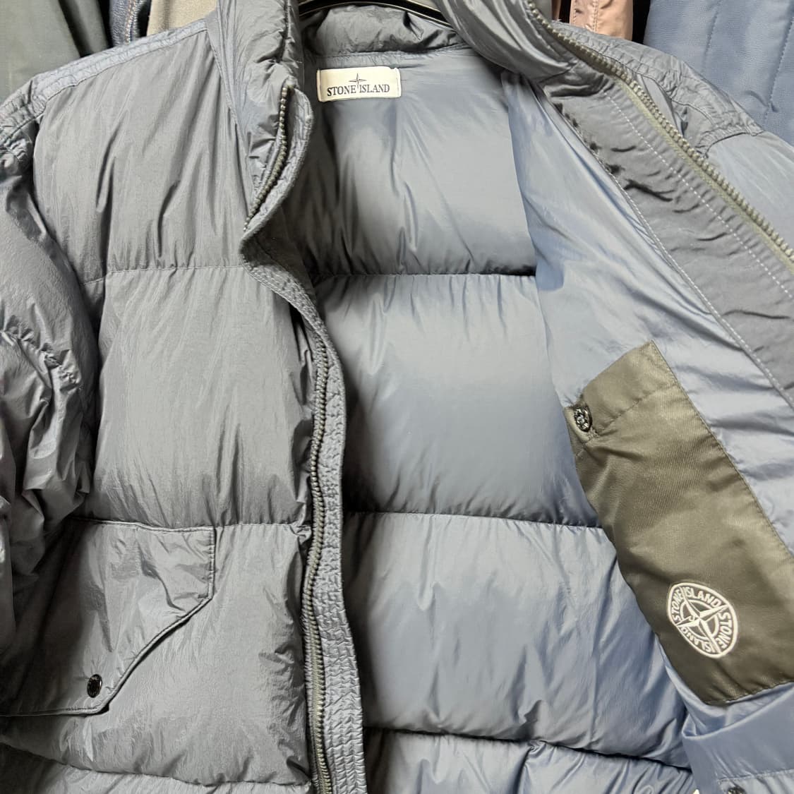 스톤아일랜드 크링클랩스 나일론 다운 패딩 네이비 L 상품이미지5