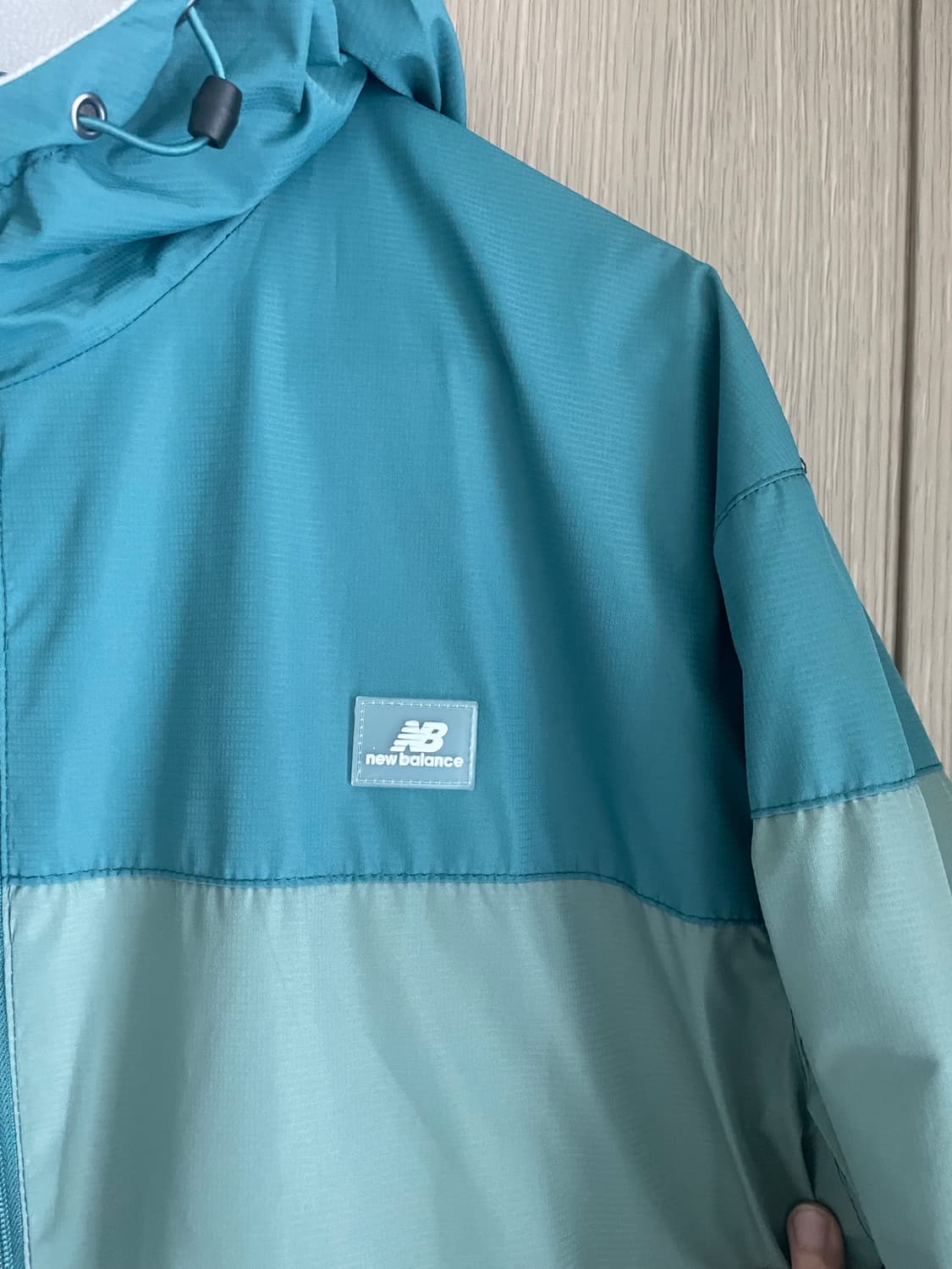 뉴발란스 모리걸 하구미 청록 후디 윈드브레이커 상품이미지3