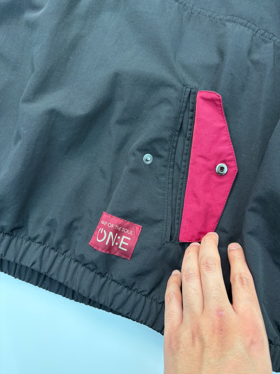 BTS MAP OF THE SOUL 오피셜 투톤 아노락 후드 자켓 상품이미지4