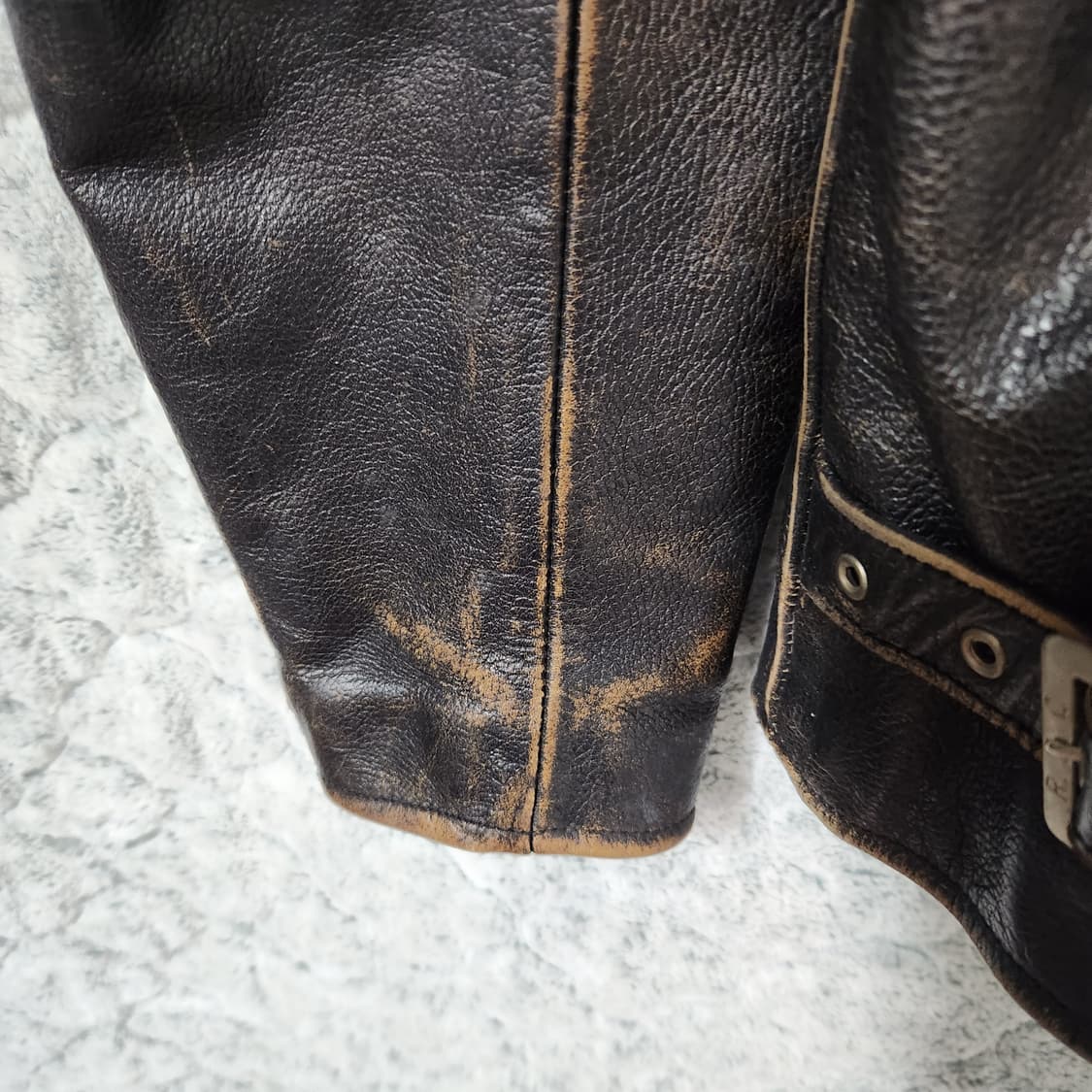 J438 [XL] RBC 리얼레더 자켓
 상품이미지5