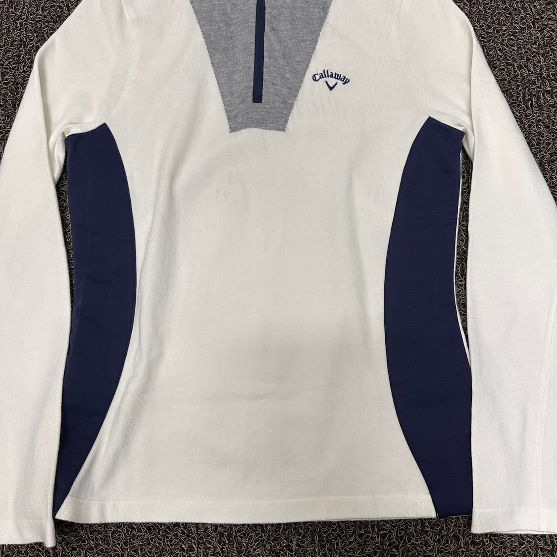 캘러웨이 여성 골프웨어 반집업 니트 90사이즈 상품이미지3