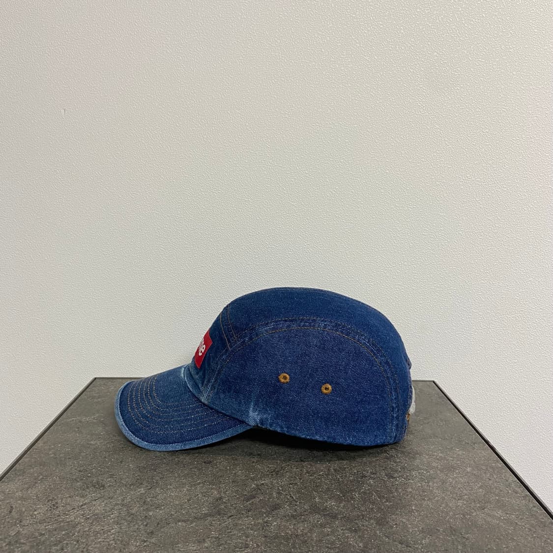 슈프림 22FW 워시드 데님 레드 박스로고 캠프캡 모자 상품이미지2