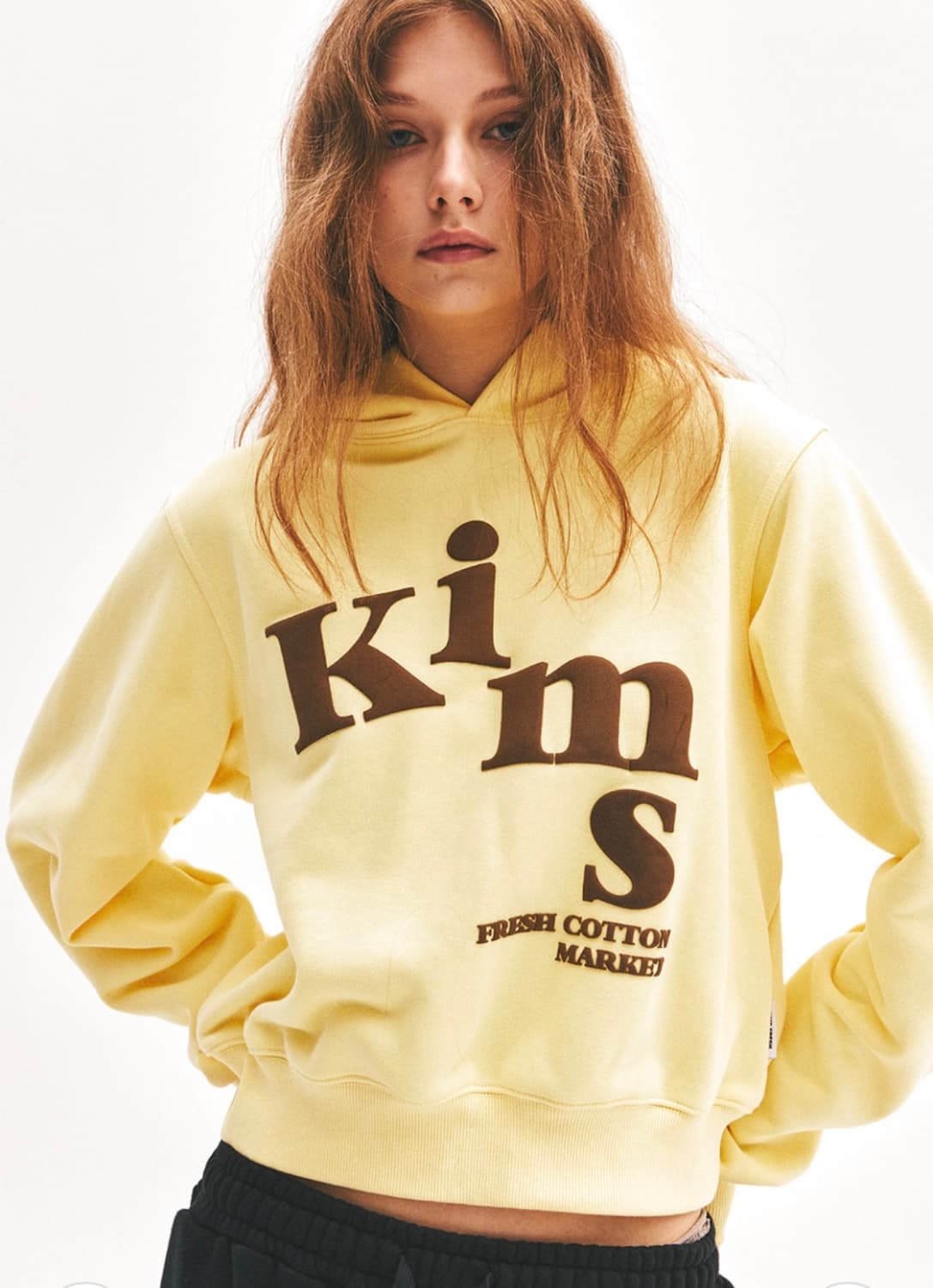 킴스 프레시 코튼 마켓 옐로우 크롭 후드 상품이미지1