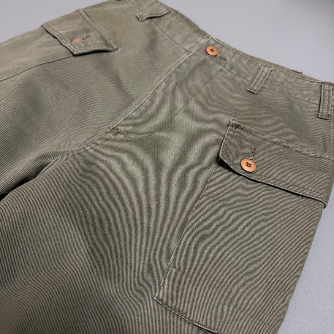 TONGS 올리브컬러 스텐실 M44 필드 트라우저 팬츠 상품이미지4