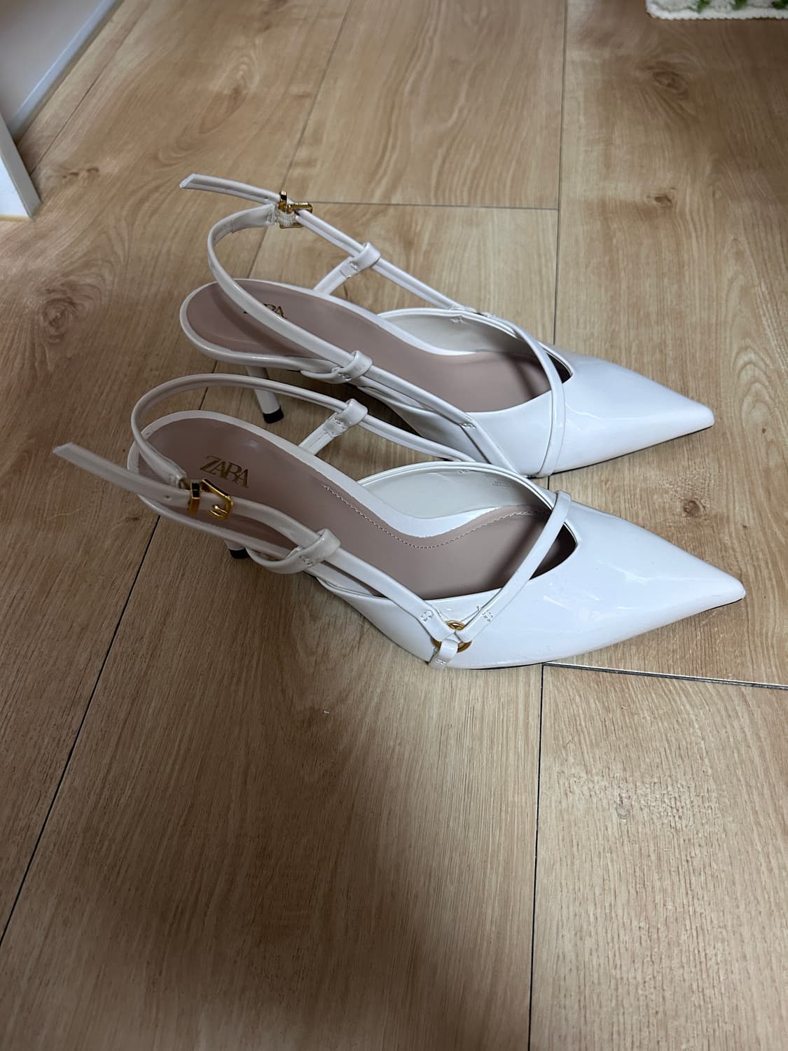 자라 아이보리 스트랩 슬링백 버클 힐 36 상품이미지5