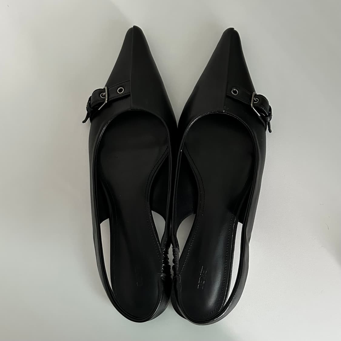 다이닛 버클 뮬 DEINET BUCKLE MULE IN BLACK 상품이미지5