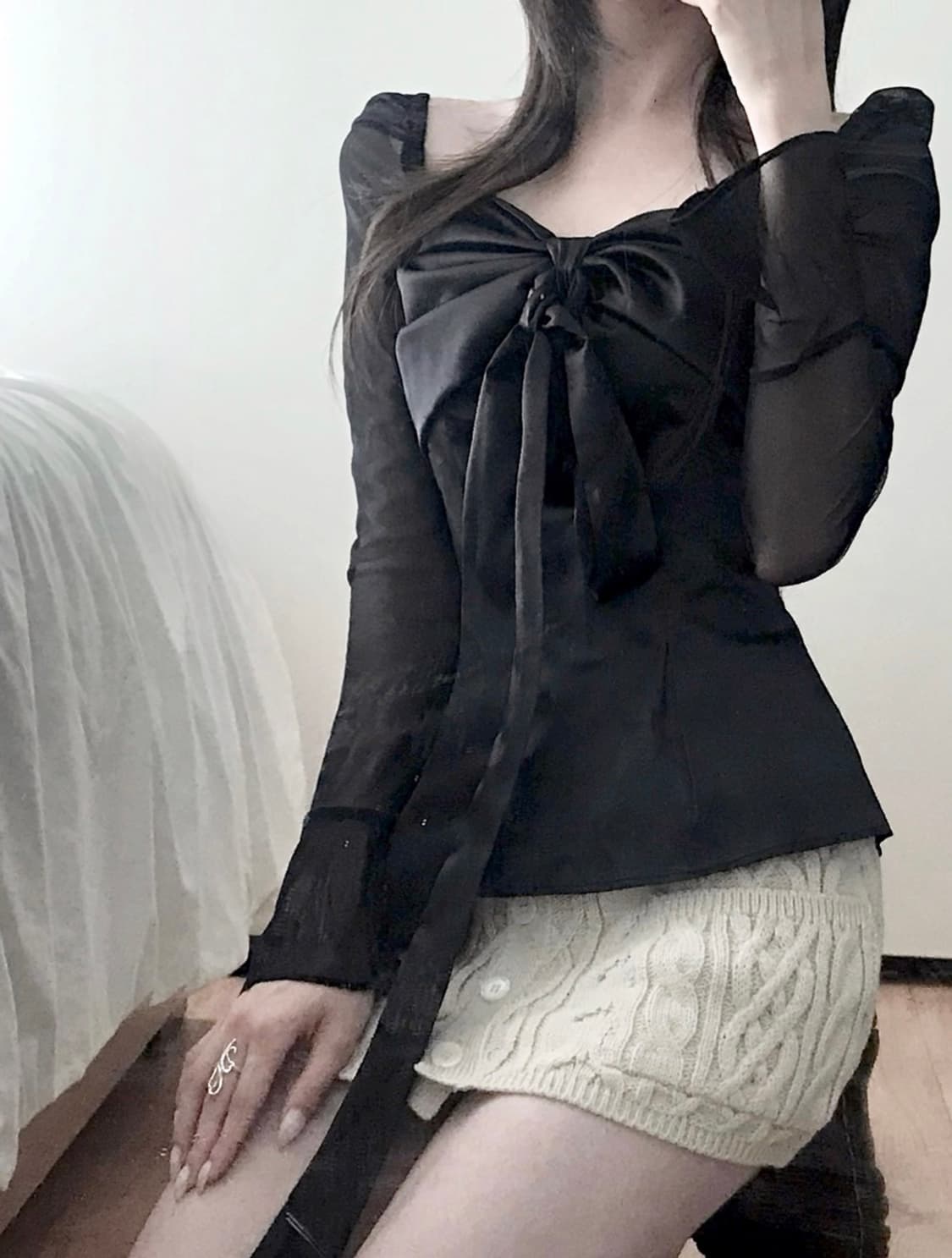 힐다 고희 실키 스완 블라우스 상품이미지1