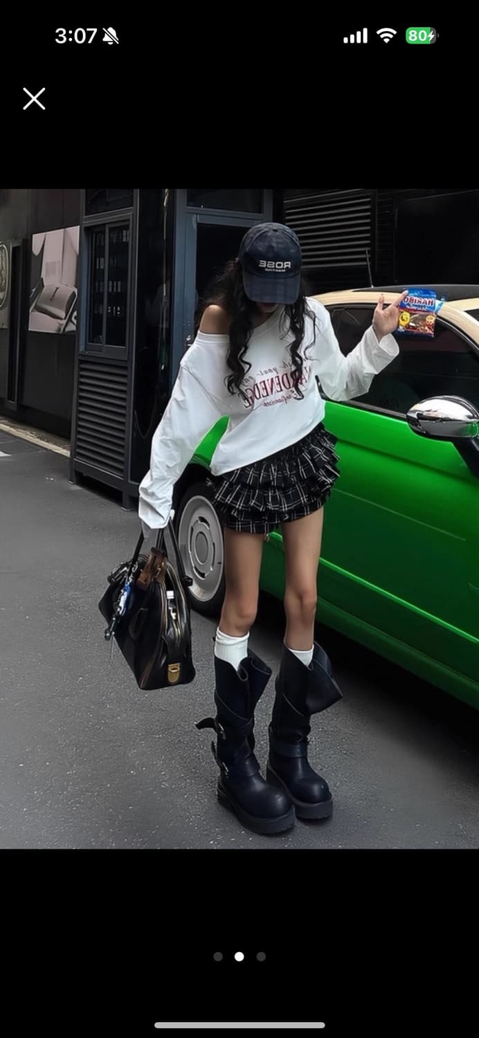 비대칭 오프숄더 맨투맨 상품이미지2