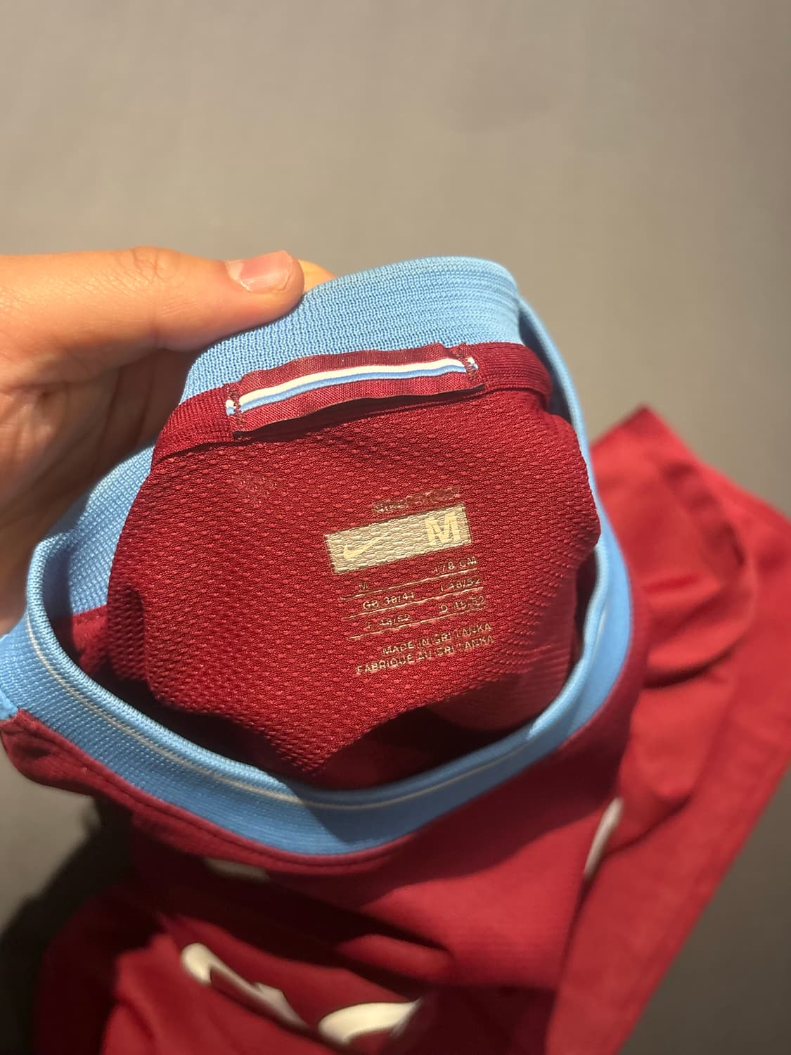 09-10 아스톤빌라 아그본라허 홈 유니폼 상품이미지5