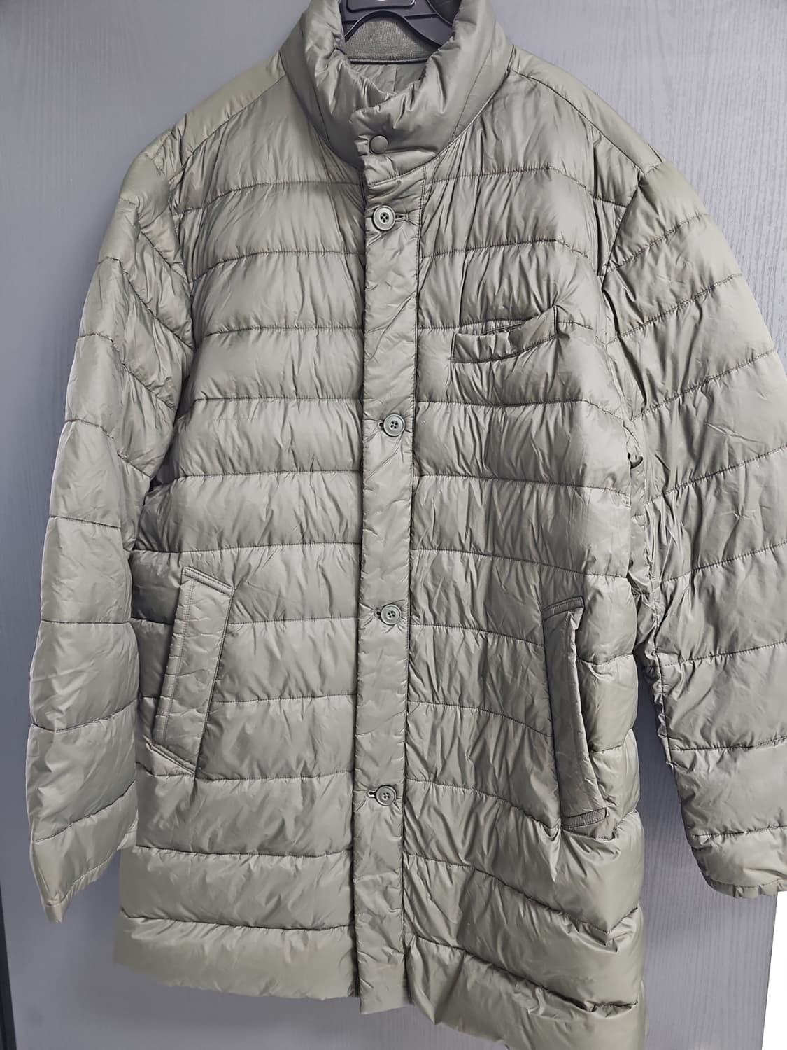 빈폴 정품 남성 구스패딩 코트스타일패딩 110사이즈
팝니다 상품이미지1