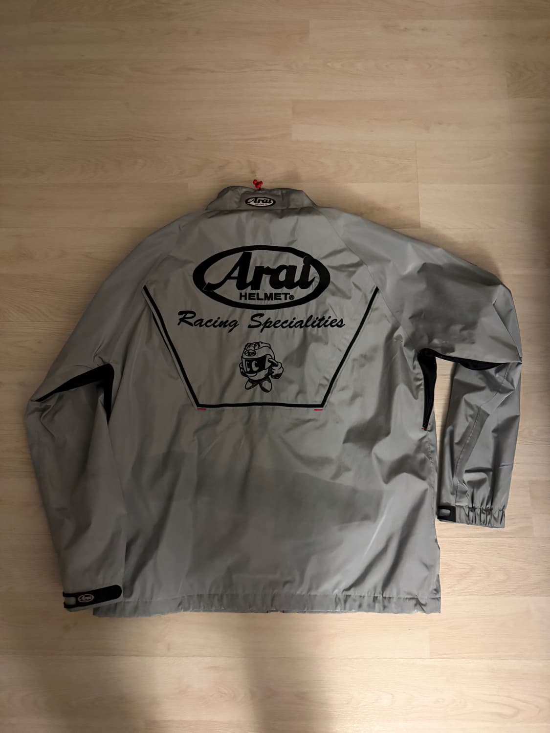 아라이 arai 빅로고 실버 바람막이 팝니다 상품이미지2