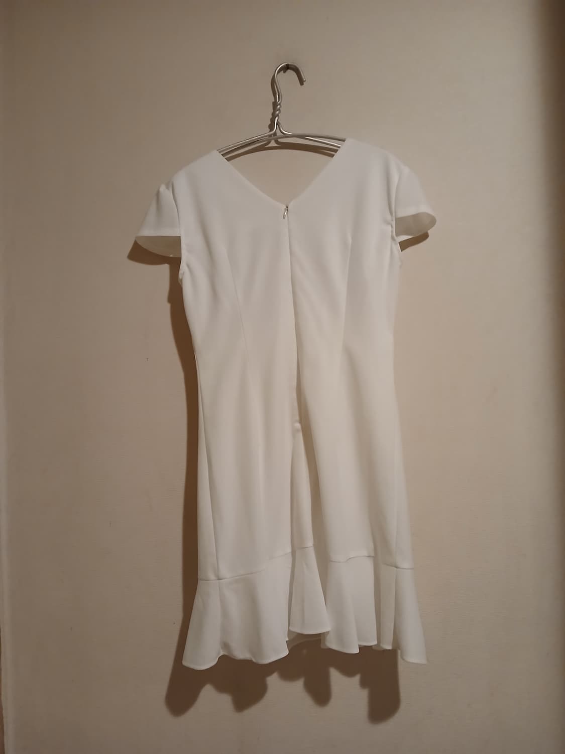 새상품 나롱쥐 화이트 프릴 더블 버튼 미니 원피스 드레스 섹시 홀복 하객 상품이미지4